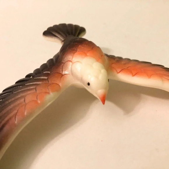 Vintage  Magic Balancing Bird Bald Eagle Stays In The Air Taiwan - Picture 6 of 13